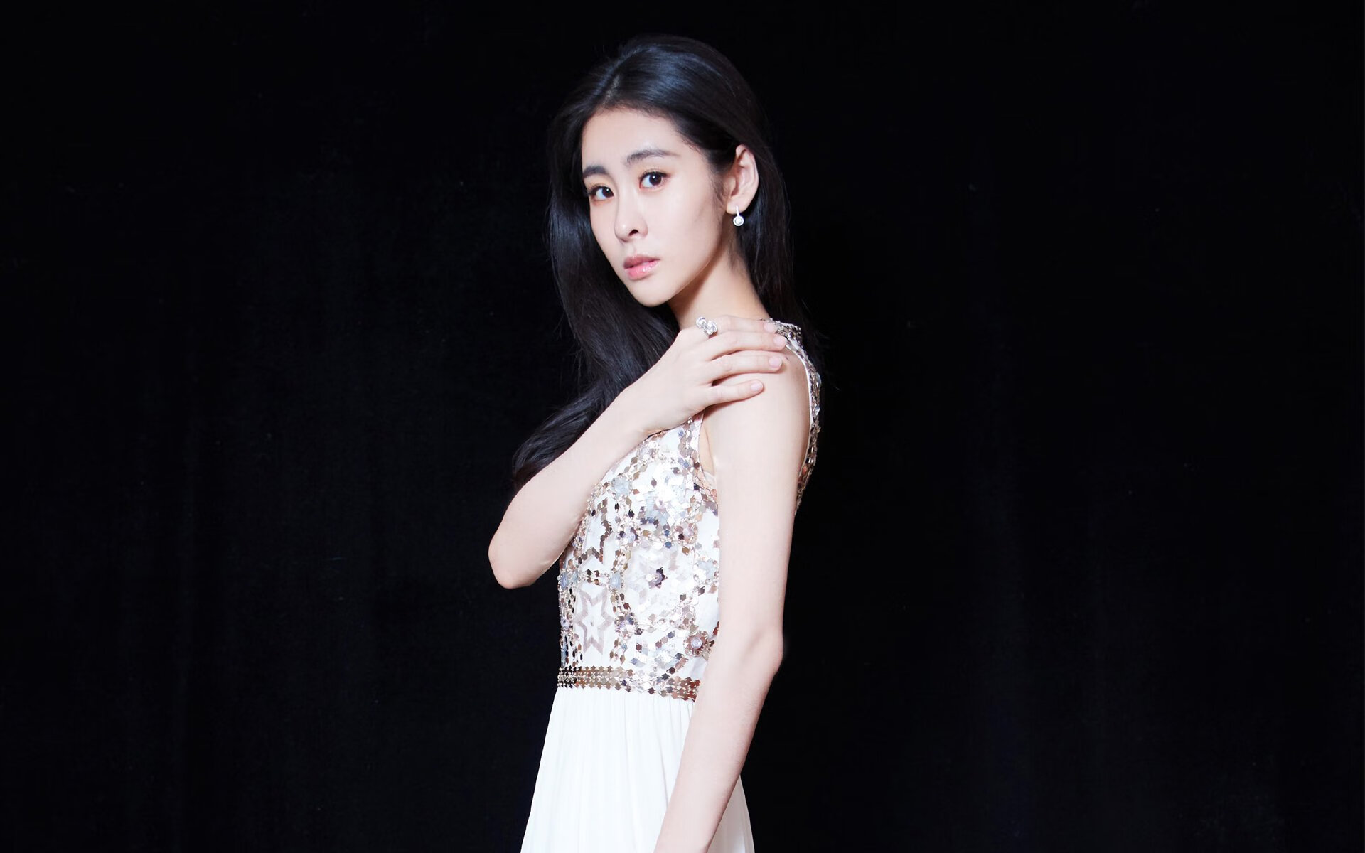 开云体育-史上最“爆炸”单场得分纪录，谁是你的“英雄”？，得分爆炸力最强的十位球员