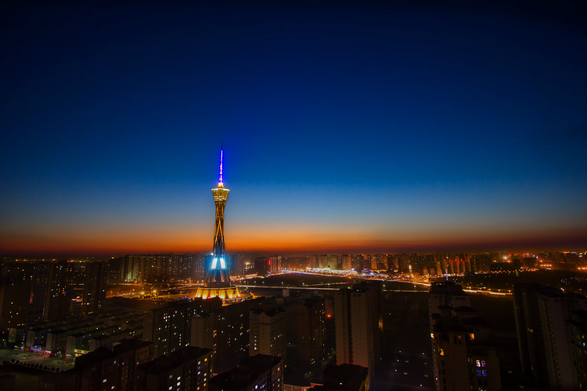 kaiyun.com-列斯联大名单疑似泄露，俱乐部展开调查，列斯肯为什么没授衔