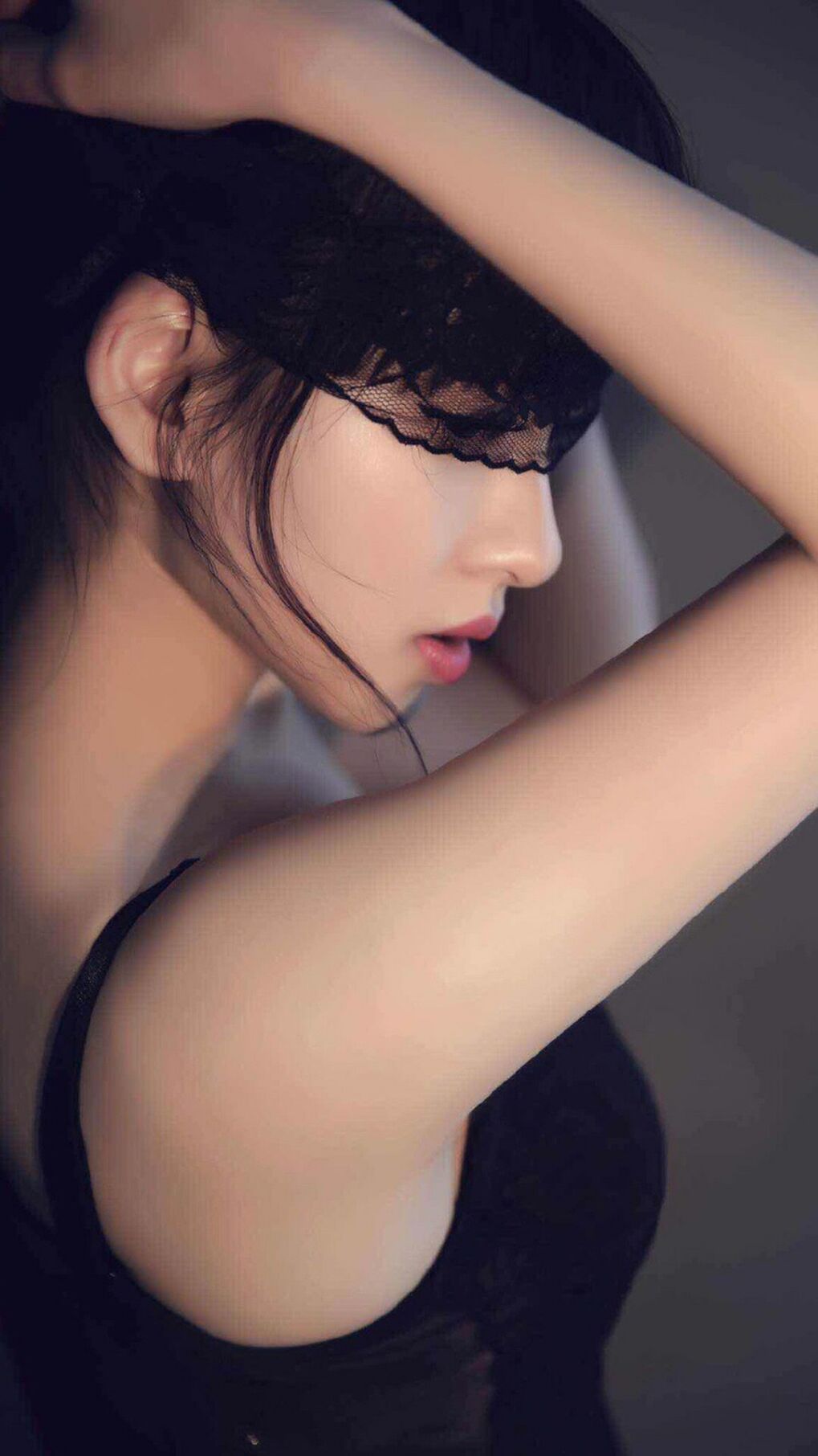 开云网页版-曼联在激烈较量中获胜，积分紧追榜首