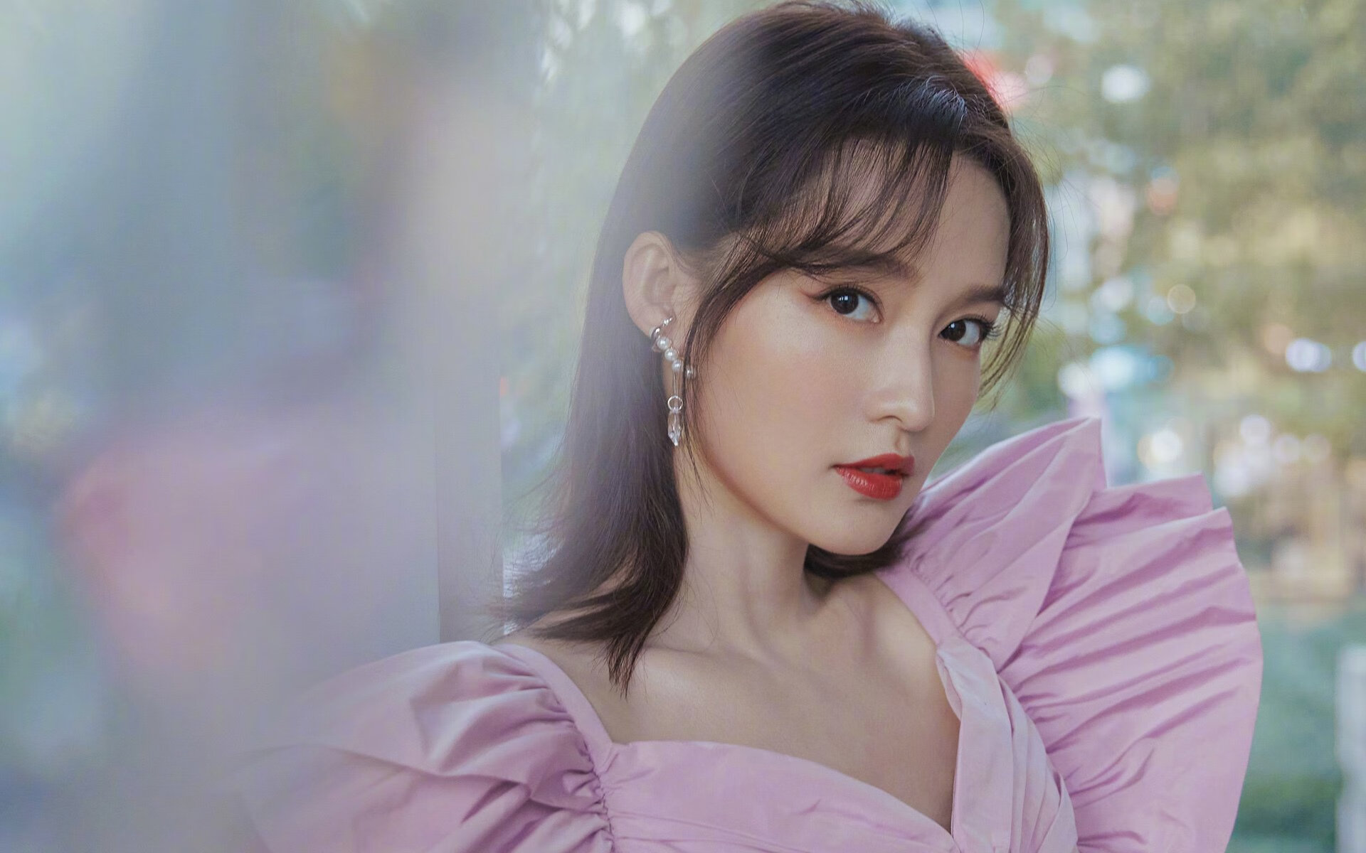 Kaiyun(中国)开云-特色足球文化节让城市夜生活更丰富，成为文化交融的场所，足球文化节绘画作品